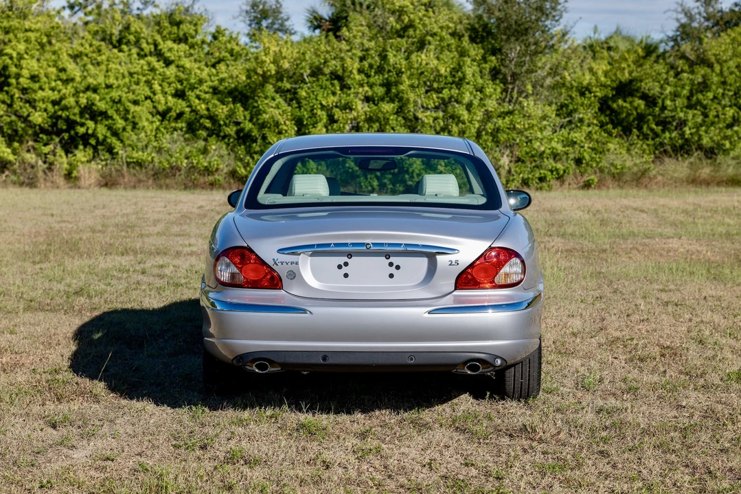 2002 Jaguar X-Type - Image 7 of 31