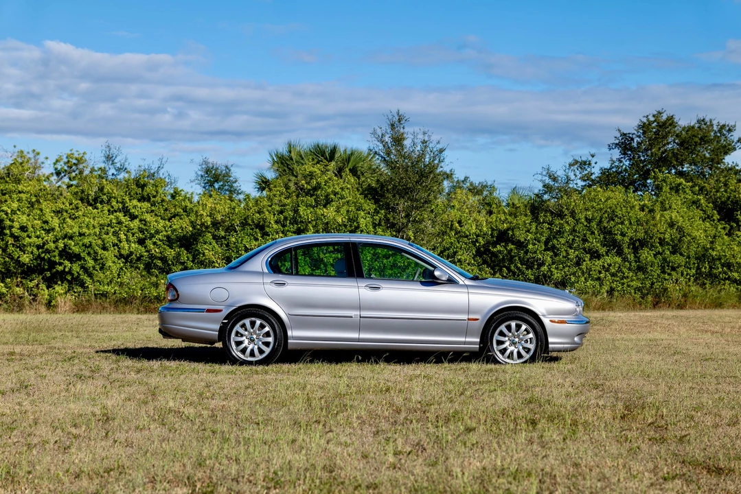 2002 Jaguar X-Type - Image 13 of 31