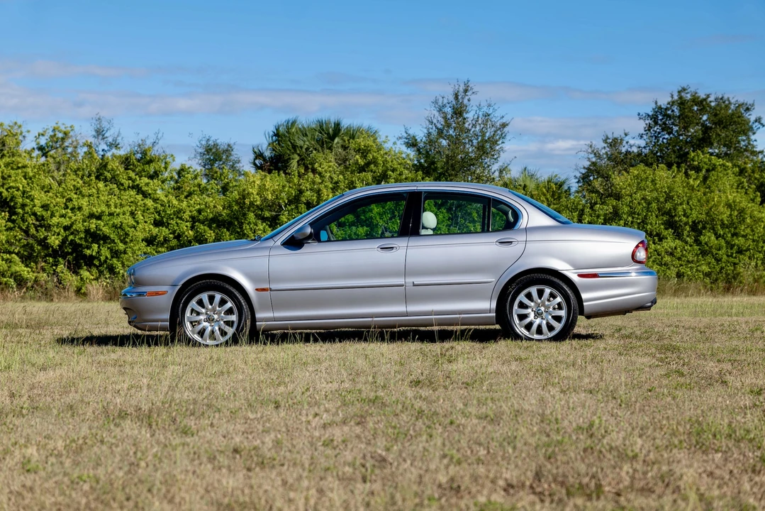 2002 Jaguar X-Type - Image 4 of 31