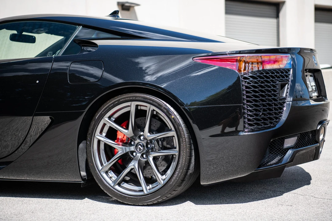 2012 Lexus LFA - Image 24 of 31
