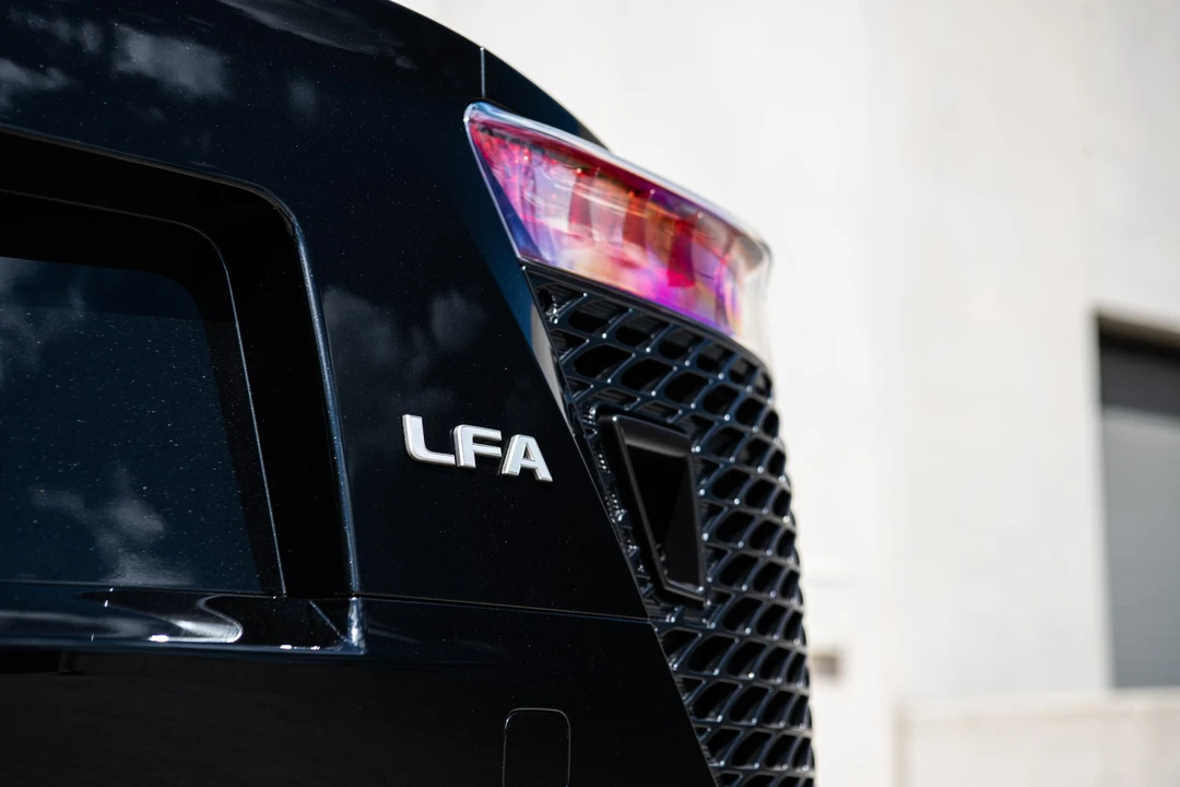 2012 Lexus LFA - Image 29 of 31