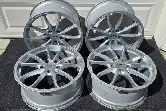Porsche 981 Cayman GT4 Wheels BBS
