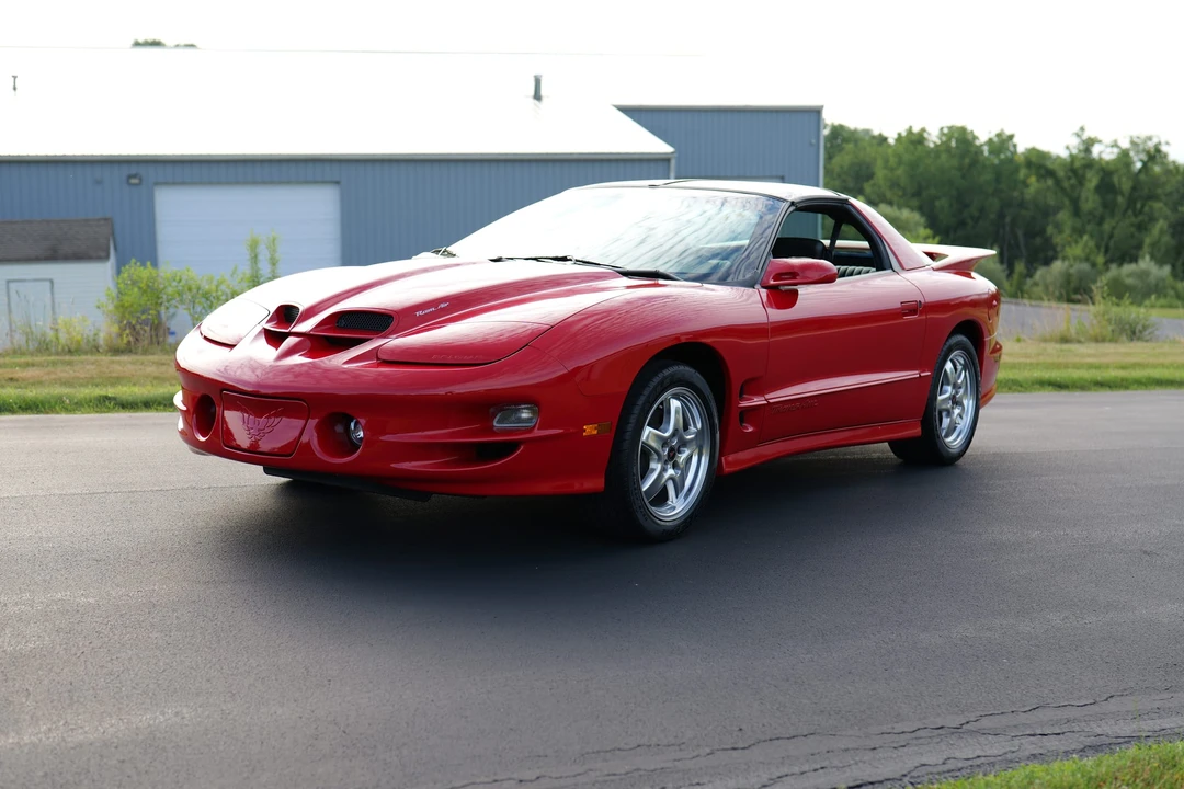 2002 Pontiac Firebird Trans Am 4th Gen - Image 2 of 31