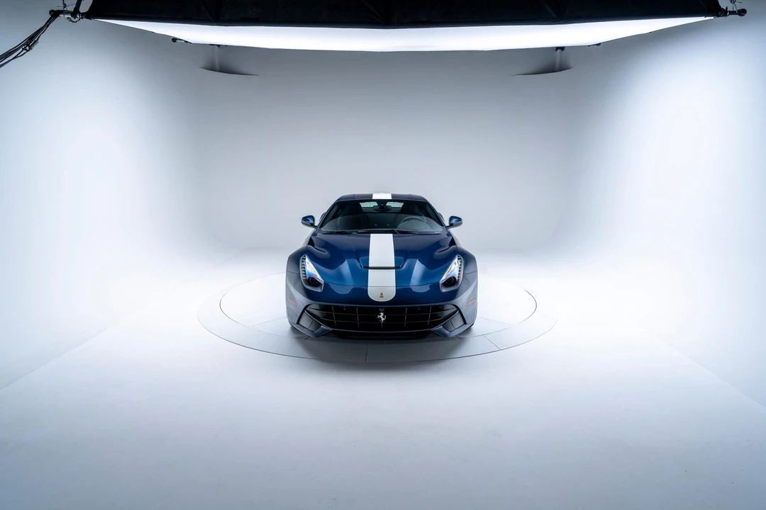 2017 Ferrari F12berlinetta - Image 13 of 31