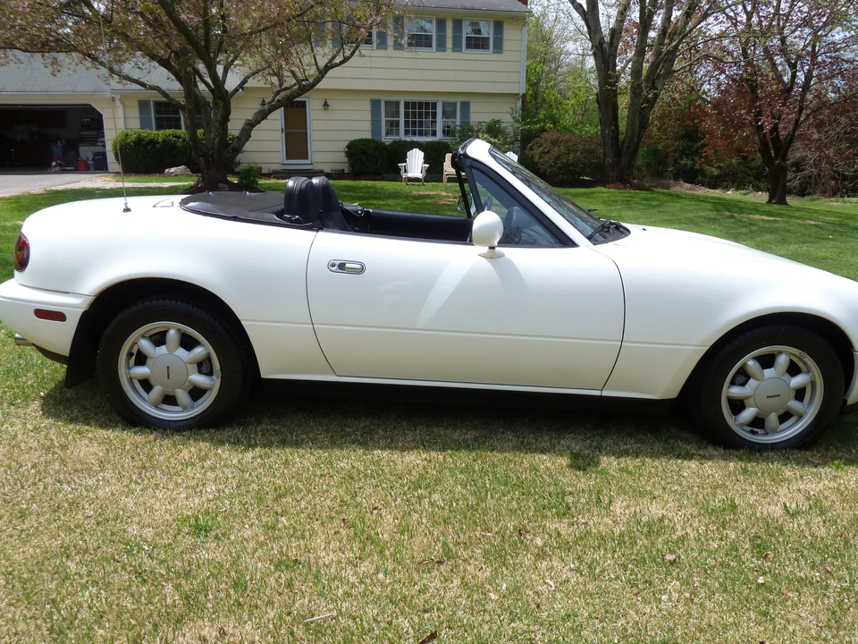 1990 Mazda NA MX-5 Miata - Image 7 of 31