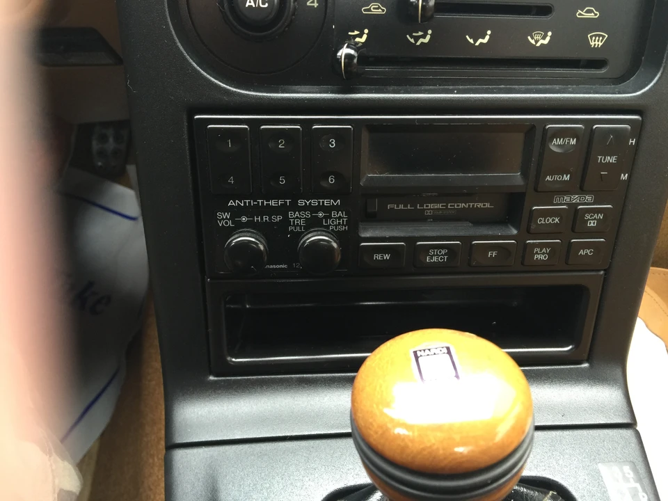 1992 Mazda NA MX-5 Miata - Image 20 of 31