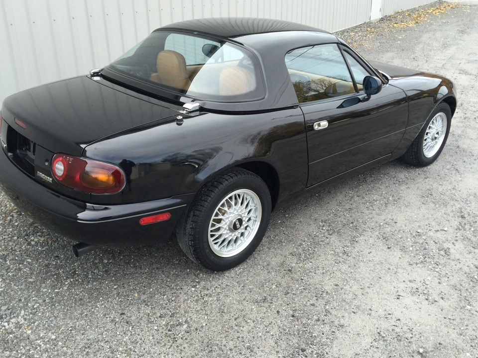 1992 Mazda NA MX-5 Miata - Image 7 of 31