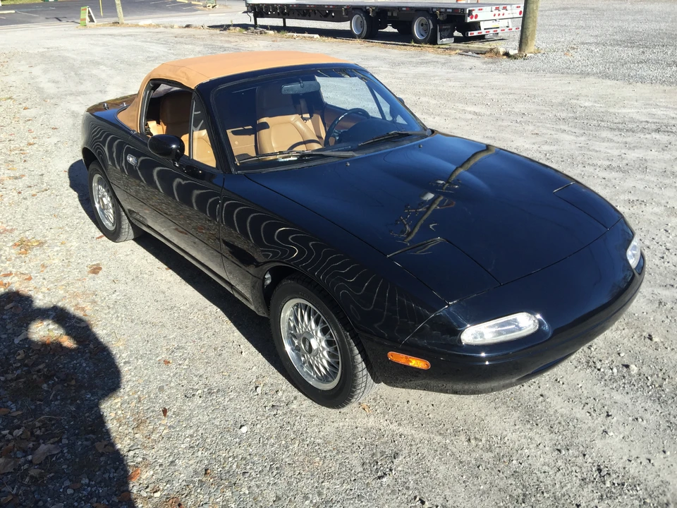 1992 Mazda NA MX-5 Miata - Image 11 of 31