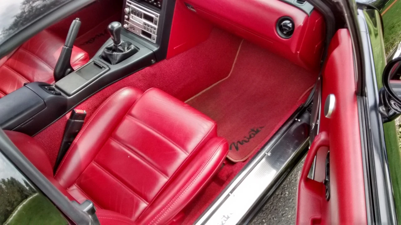 1993 Mazda NA MX-5 Miata - Image 11 of 31
