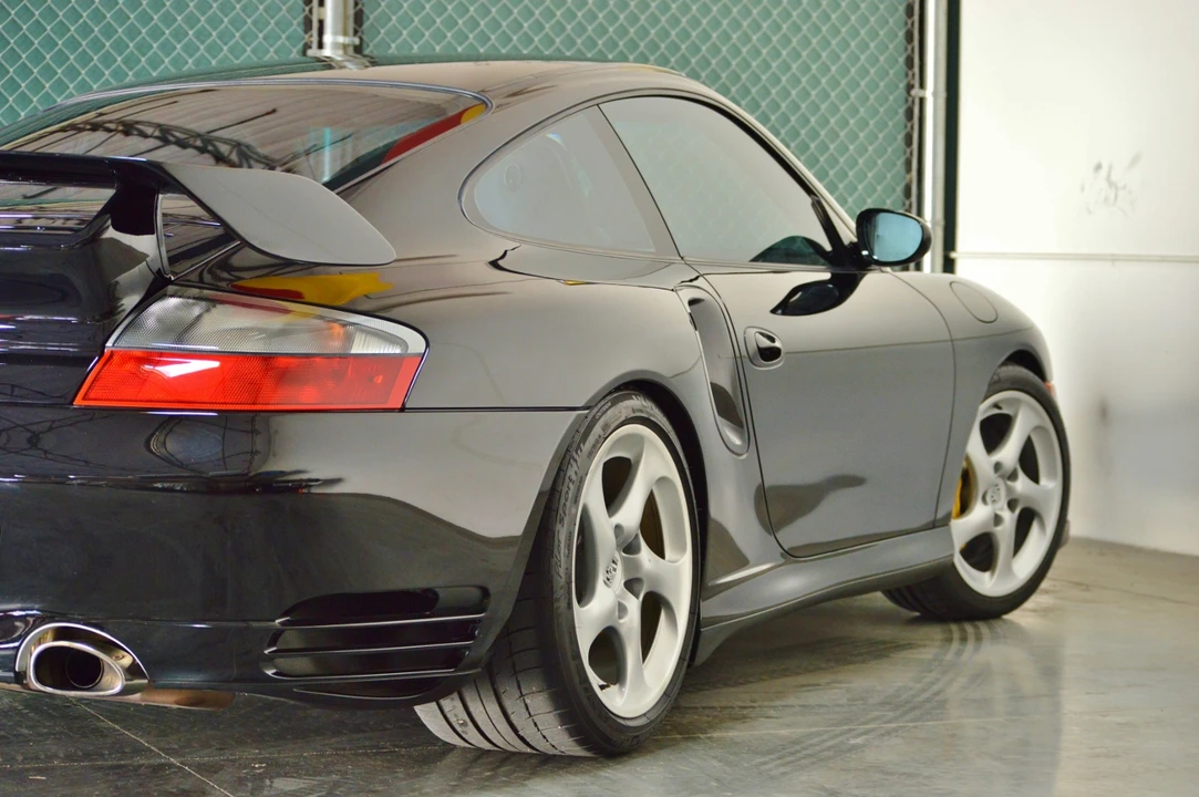 2002 Porsche 996 Turbo - Image 18 of 30