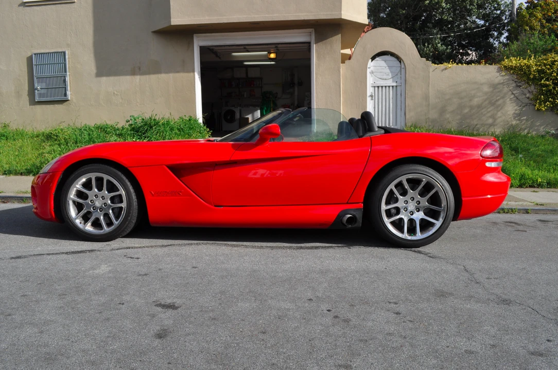 2003 Dodge Viper 3rd Gen - Image 5 of 31