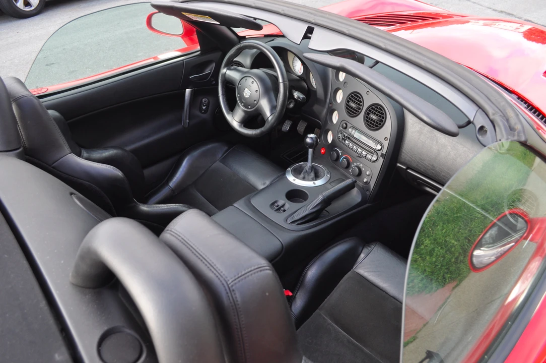2003 Dodge Viper 3rd Gen - Image 30 of 31