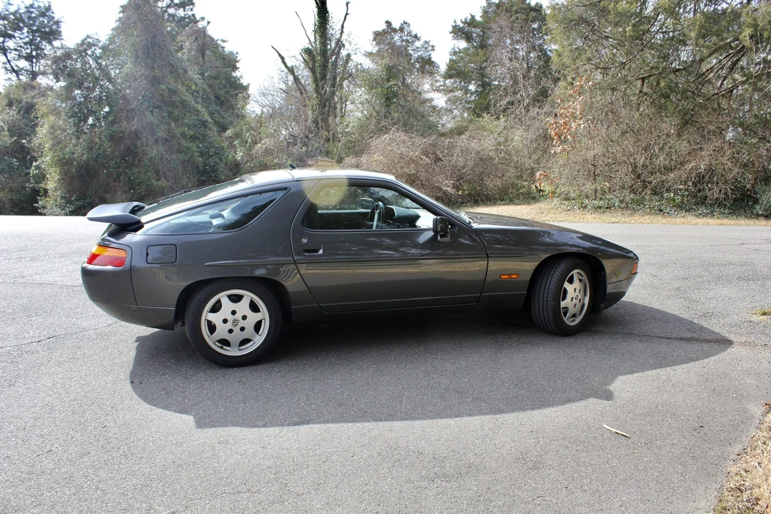 1991 Porsche 928 GT - Image 17 of 31