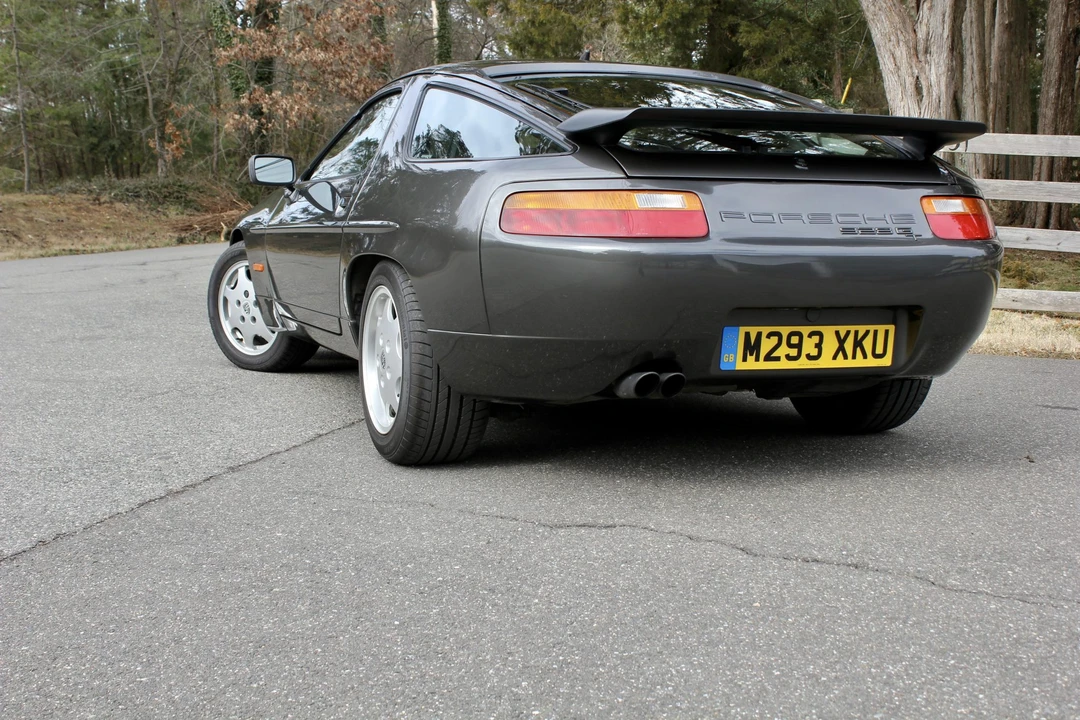 1991 Porsche 928 GT - Image 9 of 31