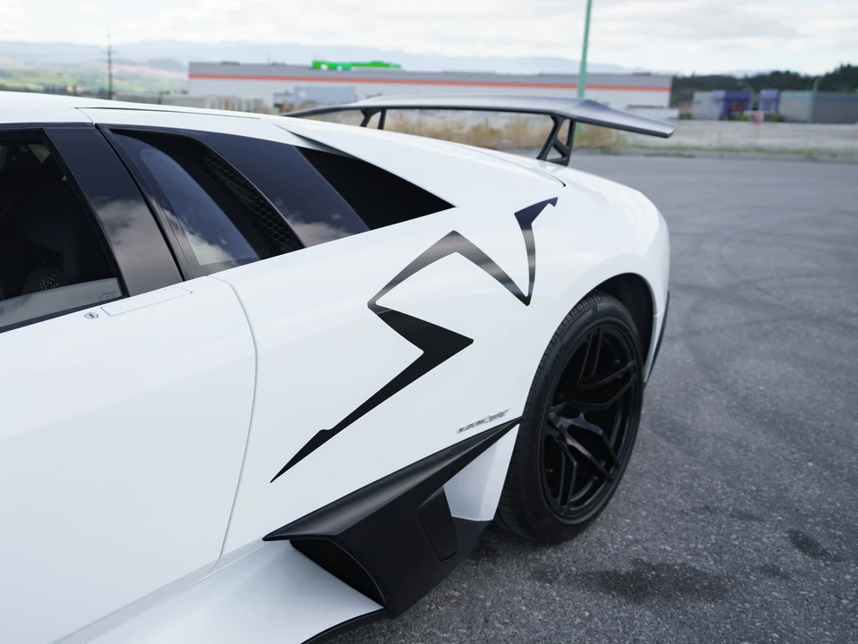 2010 Lamborghini Murcielago LP670-4 SV - Image 12 of 31