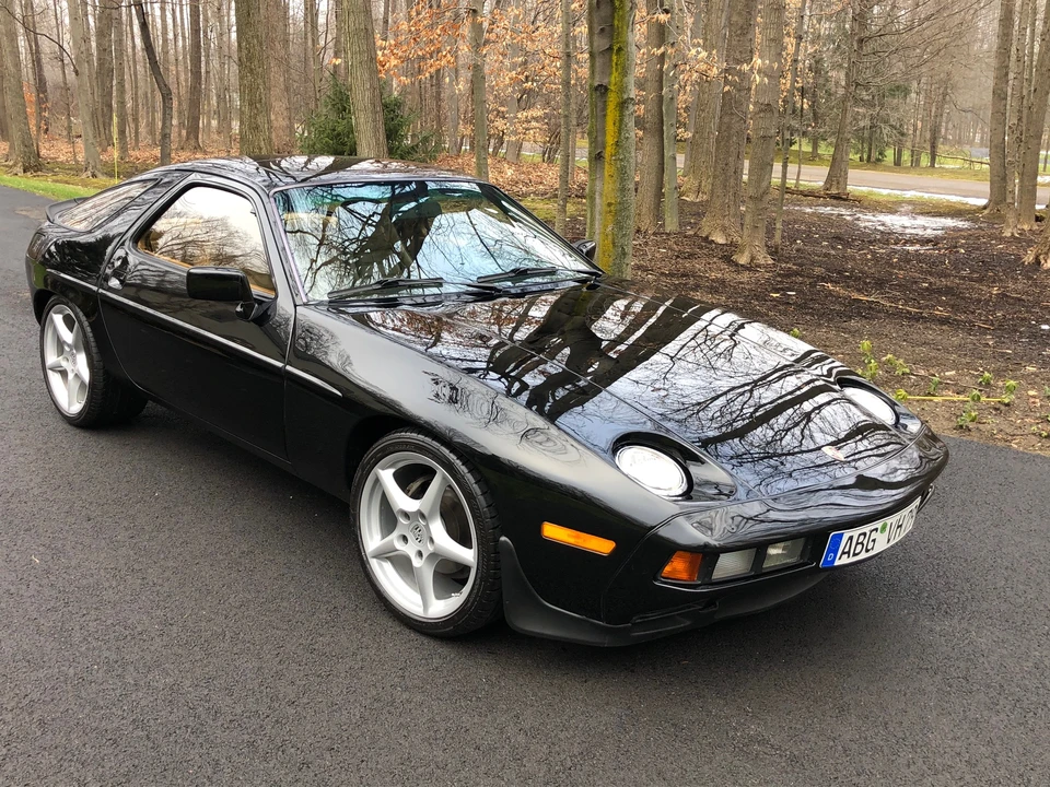 1981 Porsche 928 - Image 3 of 31