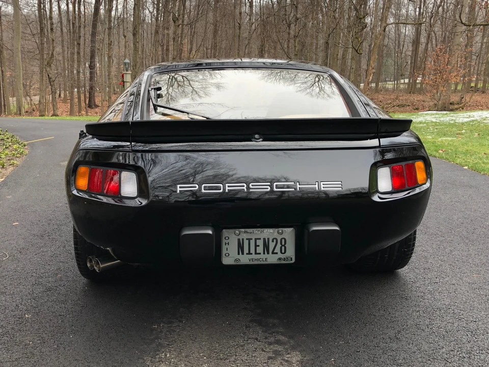1981 Porsche 928 - Image 11 of 31
