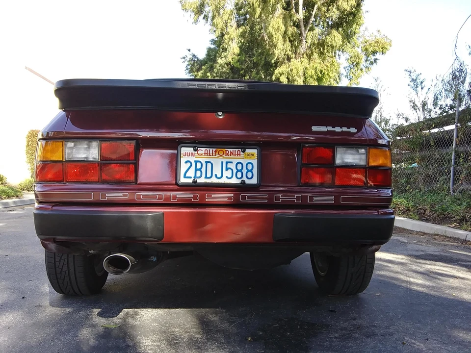 1984 Porsche 944 - Image 11 of 31