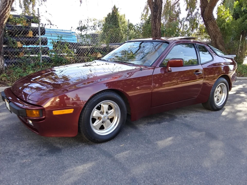 1984 Porsche 944 - Image 3 of 31