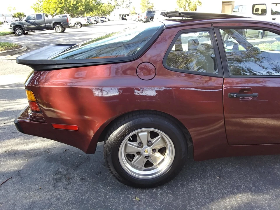 1984 Porsche 944 - Image 14 of 31