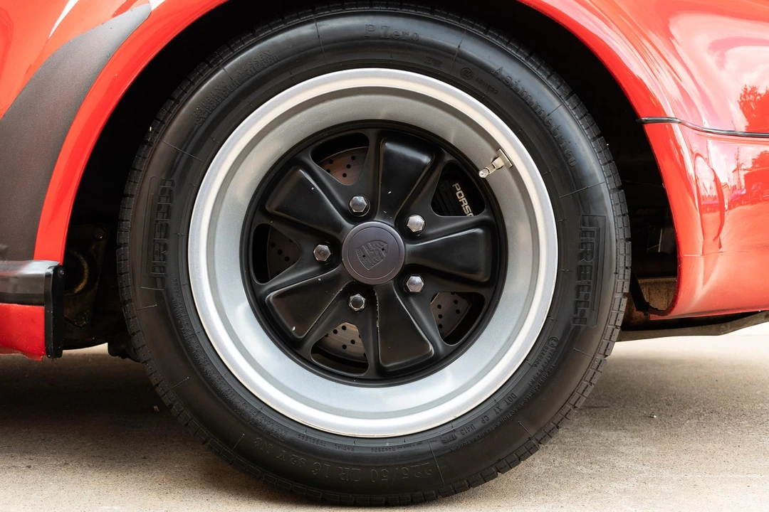 1985 Porsche 911 Carrera 3.2 - Image 13 of 31