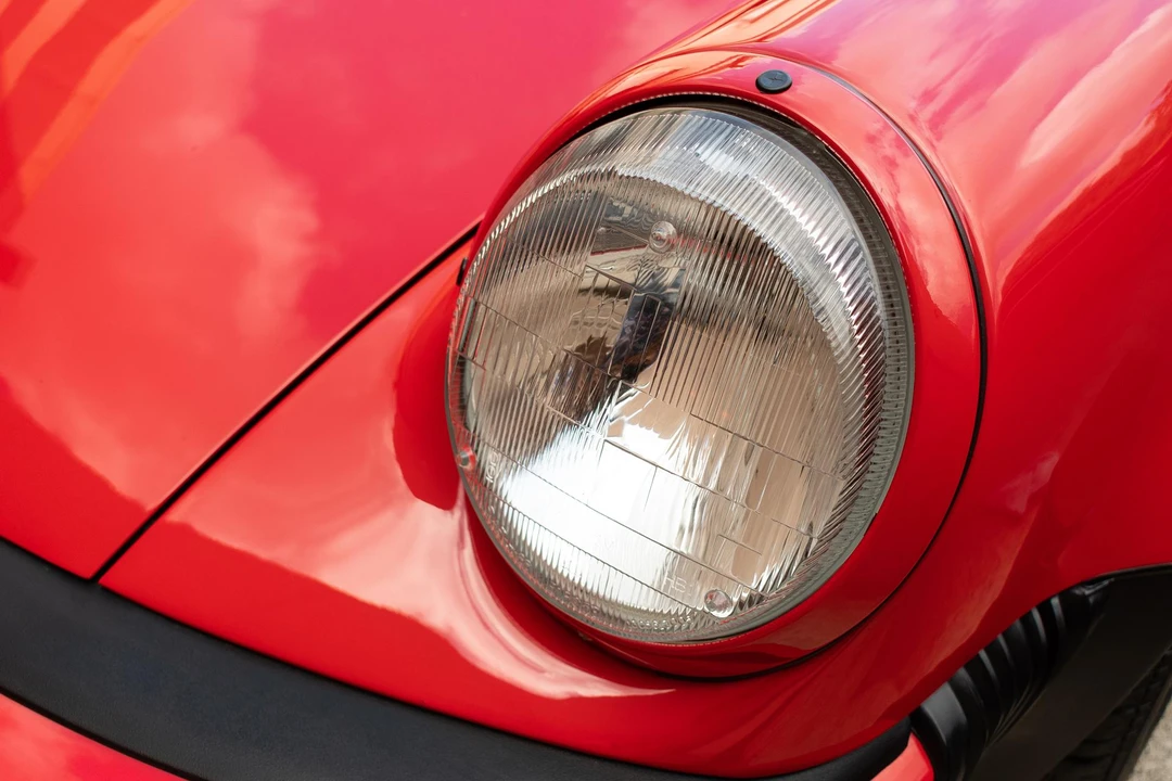 1985 Porsche 911 Carrera 3.2 - Image 21 of 31