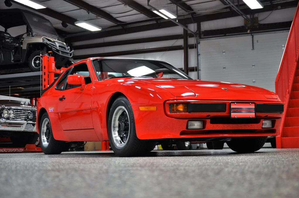1985 Porsche 944 - Image 4 of 31