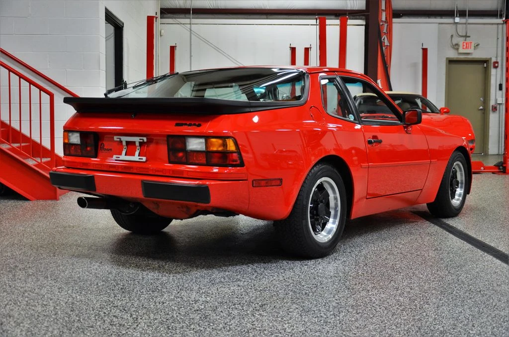 1985 Porsche 944 - Image 10 of 31