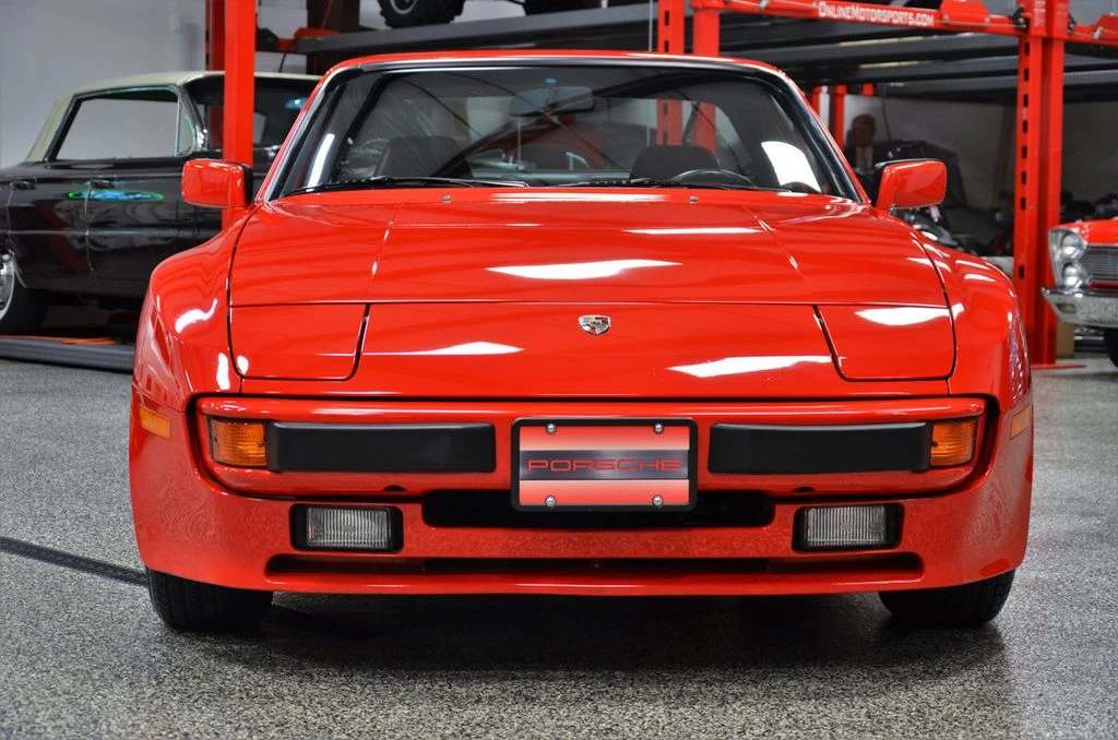 1985 Porsche 944 - Image 25 of 31