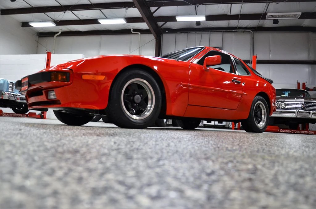 1985 Porsche 944 - Image 18 of 31
