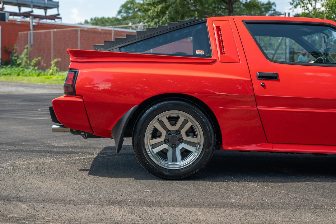 1986 Chrysler Conquest - Image 17 of 31