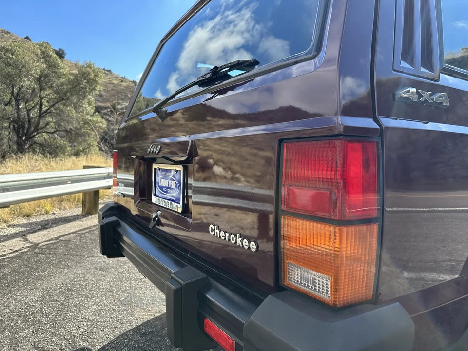 1987 Jeep XJ Cherokee - Image 18 of 31