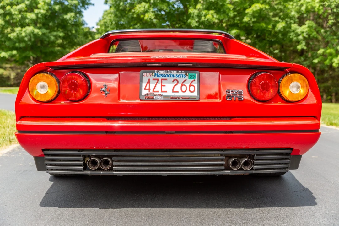 1988 Ferrari 328 GTS - Image 25 of 31