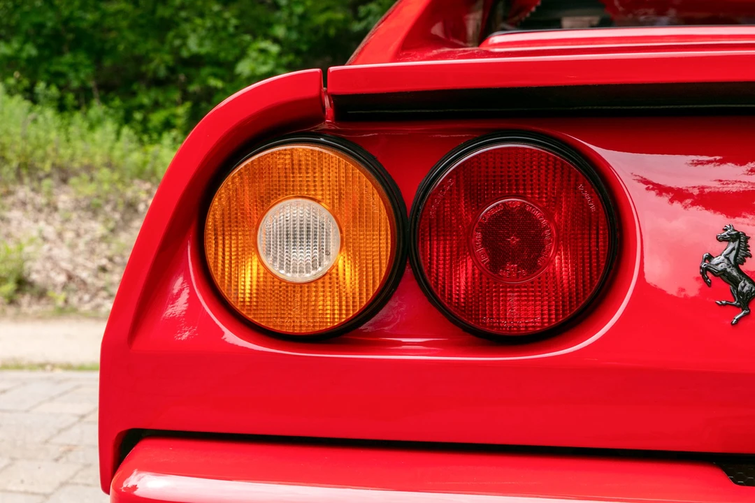 1988 Ferrari 328 GTS - Image 20 of 31