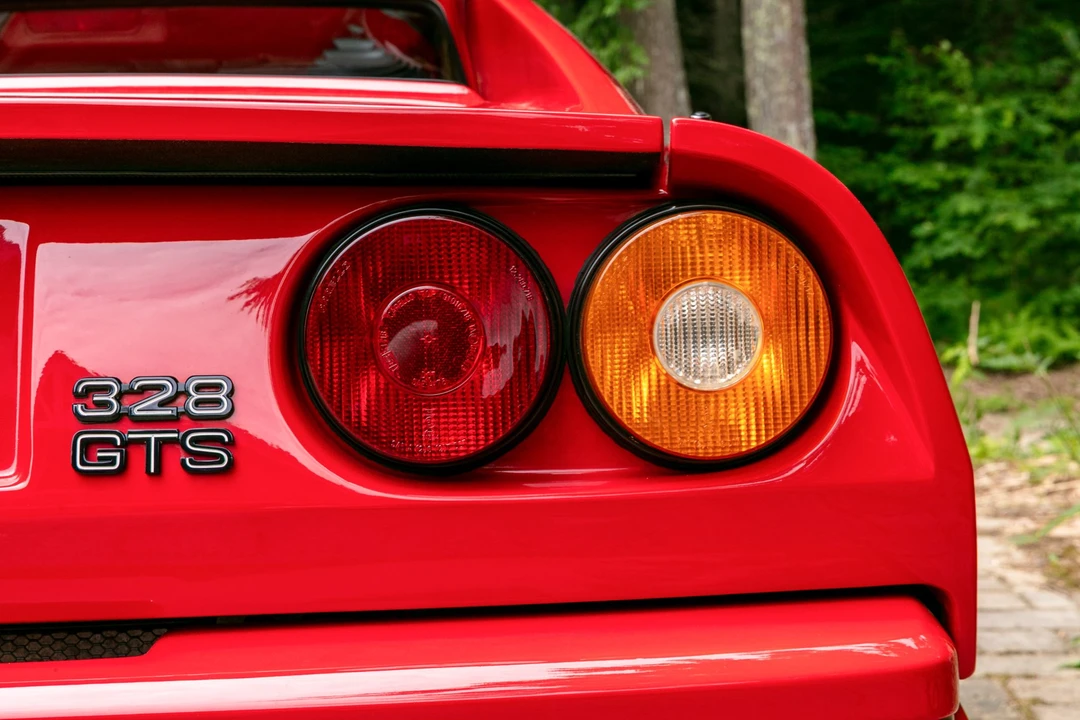 1988 Ferrari 328 GTS - Image 21 of 31