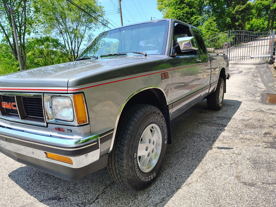 1988 GMC S-15/Sonoma - Image 13 of 31
