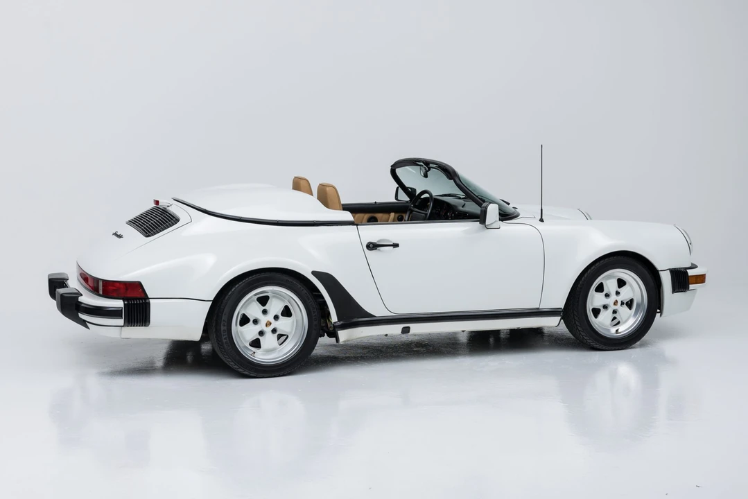 1989 Porsche 911 Carrera 3.2 - Image 14 of 31
