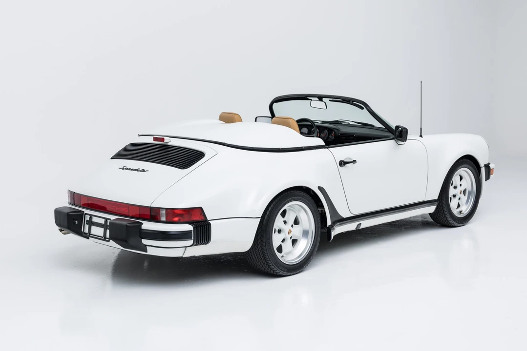1989 Porsche 911 Carrera 3.2 - Image 15 of 31