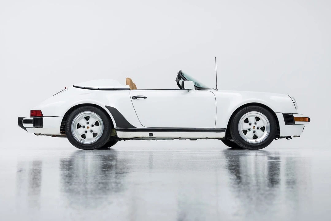 1989 Porsche 911 Carrera 3.2 - Image 17 of 31