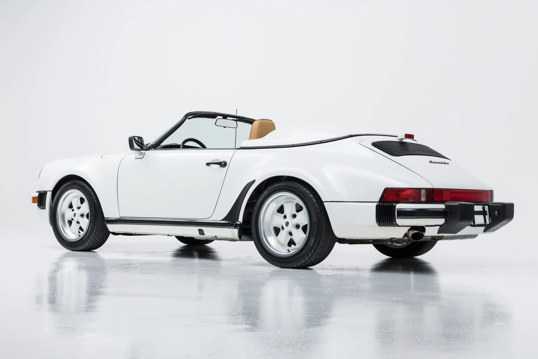1989 Porsche 911 Carrera 3.2 - Image 9 of 31