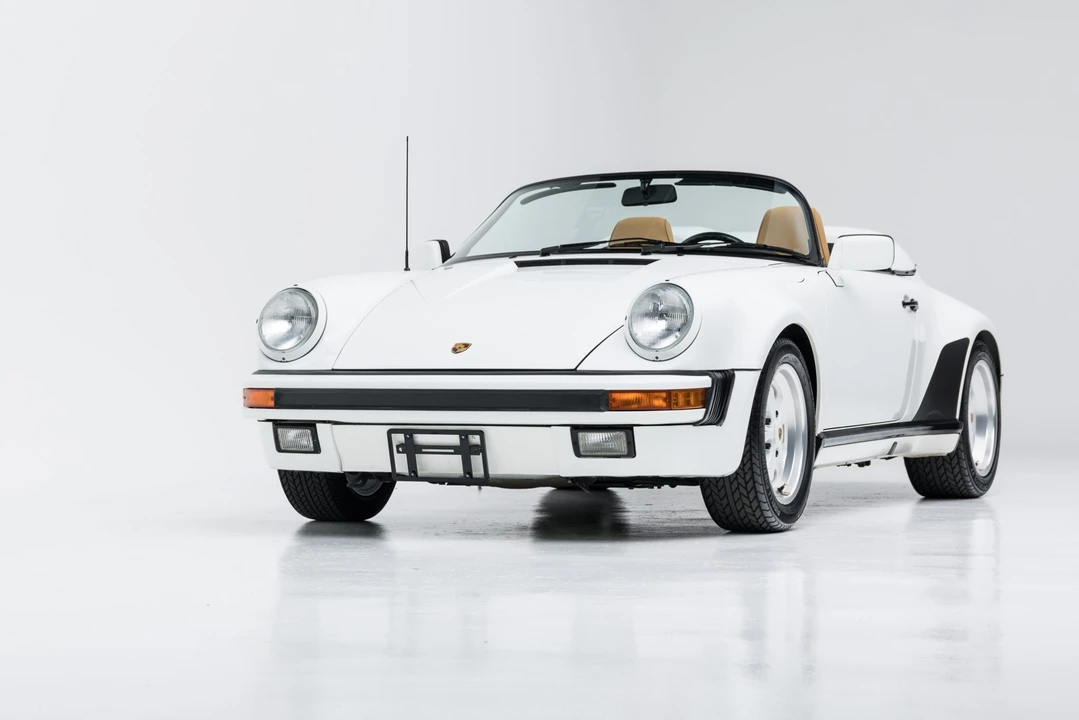 1989 Porsche 911 Carrera 3.2 - Image 2 of 31