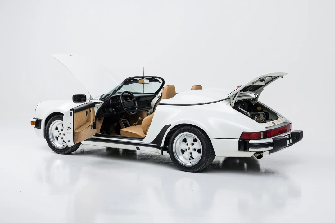 1989 Porsche 911 Carrera 3.2 - Image 26 of 31