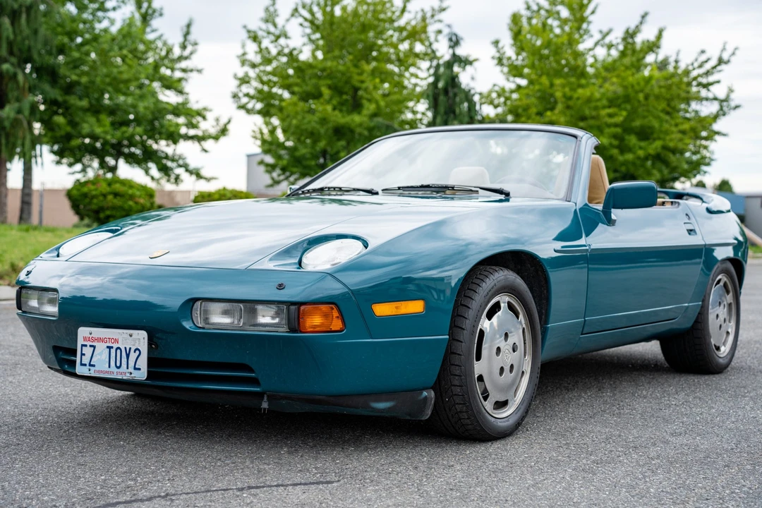 1989 Porsche 928 S4 - Image 10 of 31