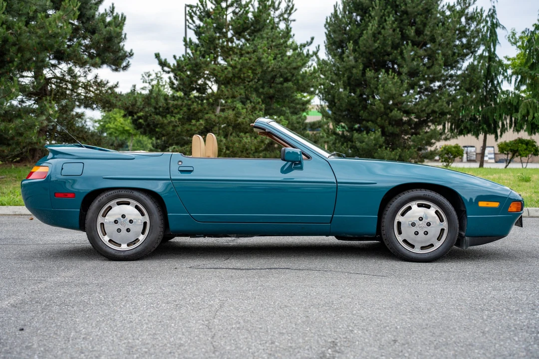 1989 Porsche 928 S4 - Image 12 of 31