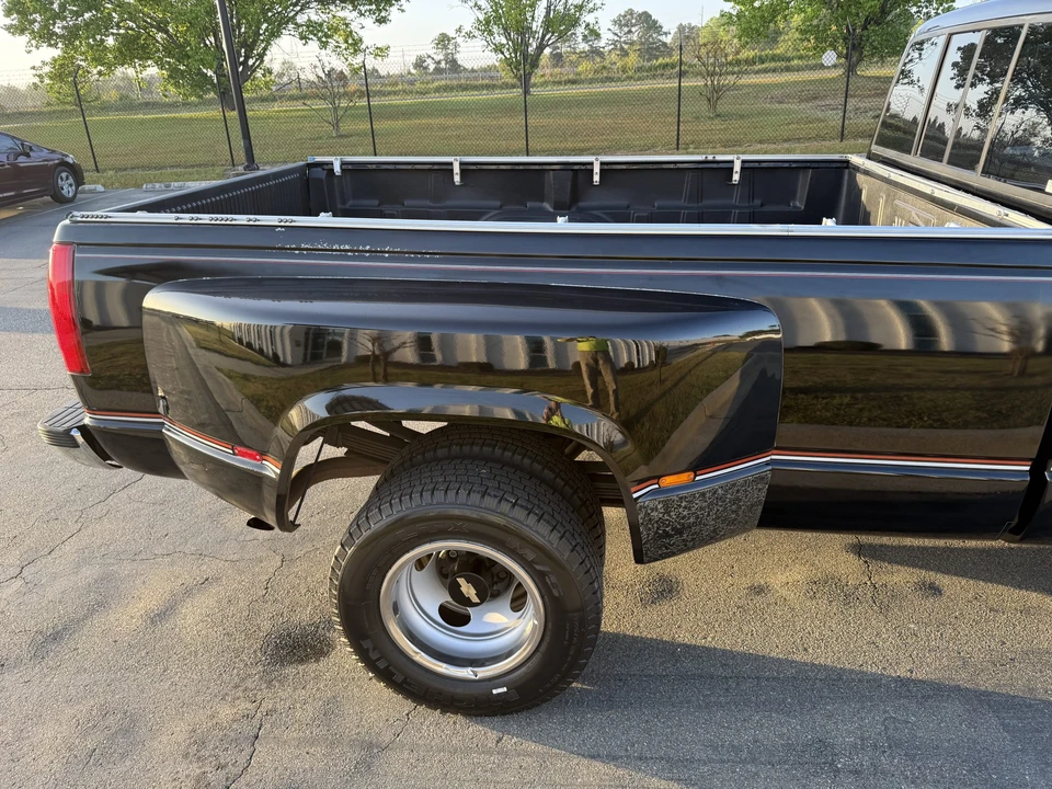 1990 Chevrolet C/K 4th Gen - Image 17 of 31