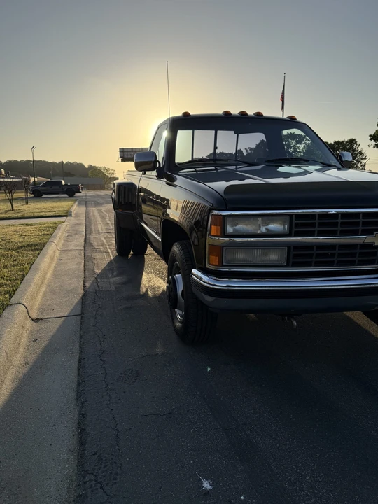 1990 Chevrolet C/K 4th Gen - Image 8 of 31