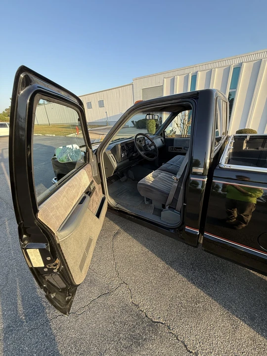 1990 Chevrolet C/K 4th Gen - Image 22 of 31