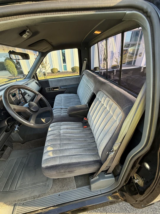 1990 Chevrolet C/K 4th Gen - Image 23 of 31