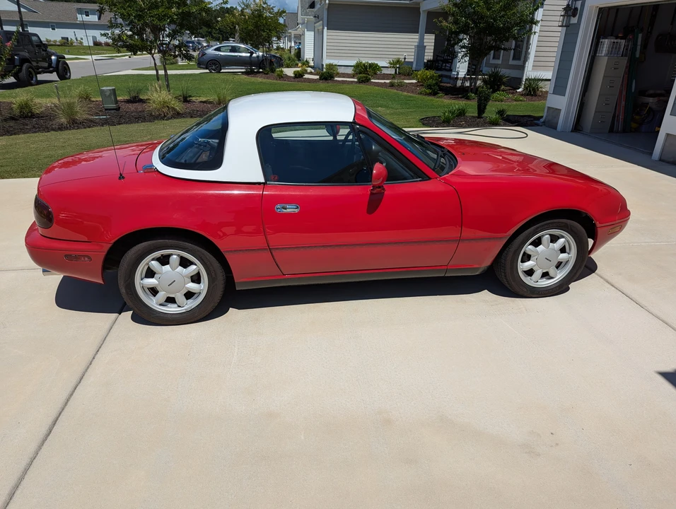 1990 Mazda NA MX-5 Miata - Image 8 of 31