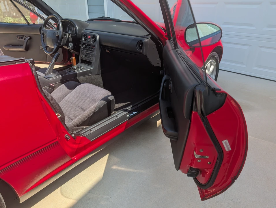 1990 Mazda NA MX-5 Miata - Image 29 of 31